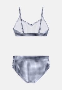 Marinblå och vitrutig bikini-set, som har en triangel-bh med tunna band och matchande högmidjade bikinibyxor. Mjuk tygtextur.