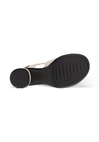 Sandaler med en glat lys beige overdel og en sort gummisål med vandrette riller og en rund hæl.
