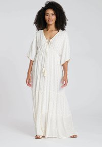 Unselected, cream