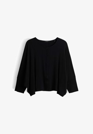 Zwarte cardigan met lange mouwen, knopen, brede mouwen en een ronde halslijn, getoond op een witte achtergrond.
