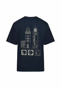 Námořnické tričko s grafikou dvou věží s architektonickými detaily a symboly, potištěno světle béžovou barvou. Krátké rukávy, standardní střih.