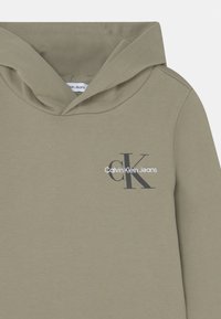Calvin Klein Jeans SMALL MONOGRAM HOODIE UNISEX - Sweatshirt com capuz - forest khaki
