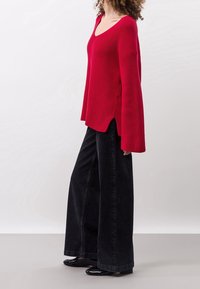 IVY OAK Sweter