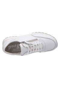 Weiße Ledersneaker mit abgerundeter Zehenpartie, schnürbarem Vorderteil und Seitenelement mit Reißverschluss. Verfügt über eine strukturierte Oberfläche und eine hellfarbige Sohle.