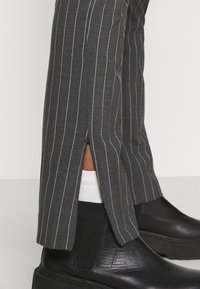 Weekday Broek - grey