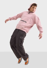 MUNICH GALAXY - Jersey con capucha - pink