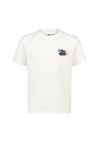 T-shirt bianca a maniche corte con una piccola grafica colorata di una figura blu che cavalca uno skateboard rosso sul petto sinistro.