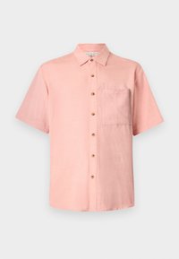 Short-sleeve shirt in light pink, made of linen, featuring a button-down front and a chest pocket. Natural wooden buttons accent the design.