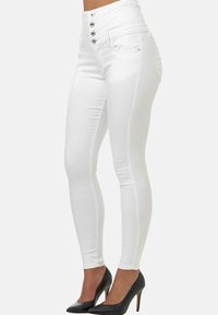 Elara HIGHWAIST  - Vaqueros pitillo - weiß