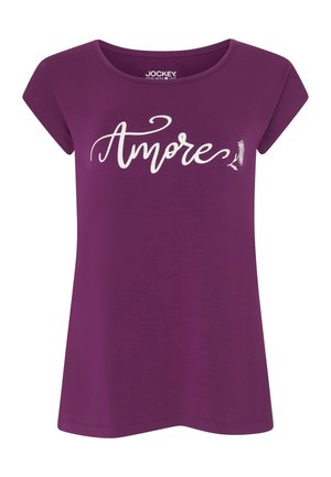 Lila kortärmad t-shirt med rundad halsringning, prydd med ordet "Amore" i vit kursiv stil. Slätt tyg och avslappnad passform.