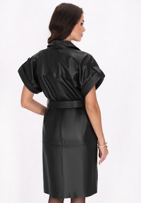 faina Paitamekko - black