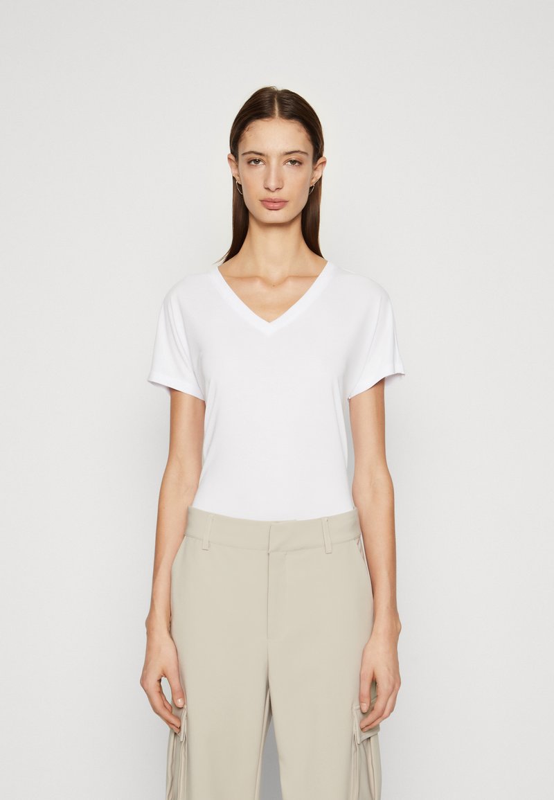 MSCH Copenhagen FENYA V NECK TEE - T-Shirt basic - optical white