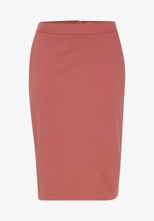 Knielange kokerrok van zacht koraalkleurig stof, met een gladde textuur, een getailleerd ontwerp en een verborgen rits aan de achterkant.