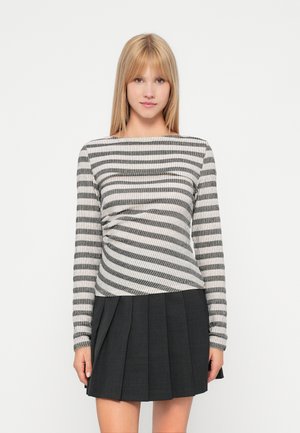 VMSANDRA - Bluzka z długim rękawem