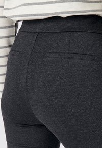 Niet geselecteerd, anthracite chiné