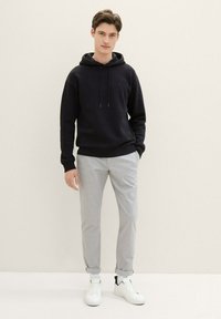 TOM TAILOR DENIM Nohavice - grey white mini houndstooth