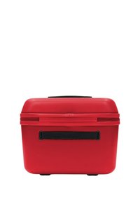 Tasca termica rossa isolata con superficie texturizzata, forma rettangolare, chiusura con zip e una tracolla nera frontale per un facile trasporto.