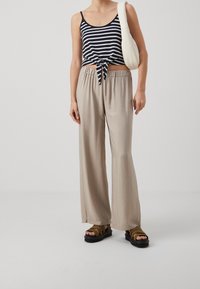 ONLY Spodnie materiałowe
