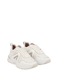 Witte sneakers met een gestructureerde afwerking, gouden accenten en synthetisch materiaal. Voorzien van veters, een gevoerde kraag en een dikke zool.