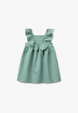 Ärmelloses, salbeigrünes Kleinkindkleid mit tiefem V-Ausschnitt und Rüschensaum entlang des Ausschnitts und der Schultern, lockere A-Linien-Silhouette.