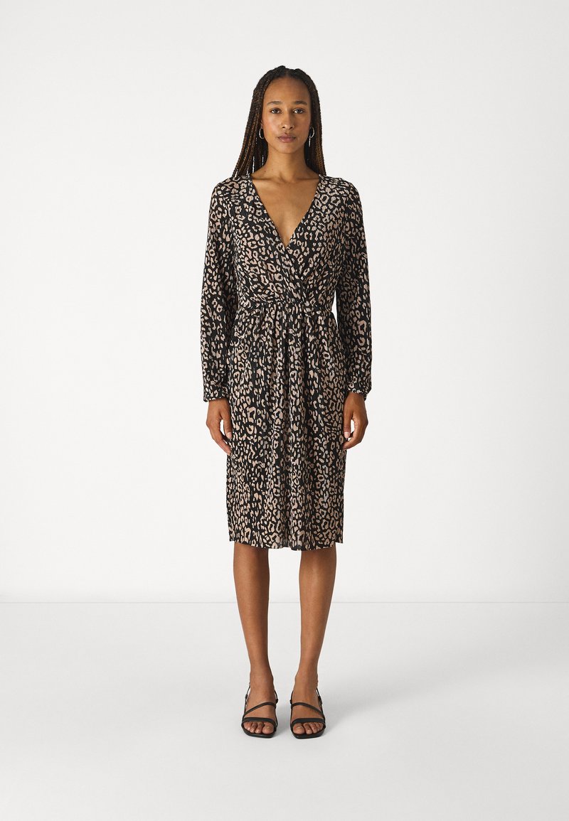 ONLY ONLNISA PLISSE WRAP DRESS - Cocktail φόρεμα / Φόρεμα για πάρτι - black/leo