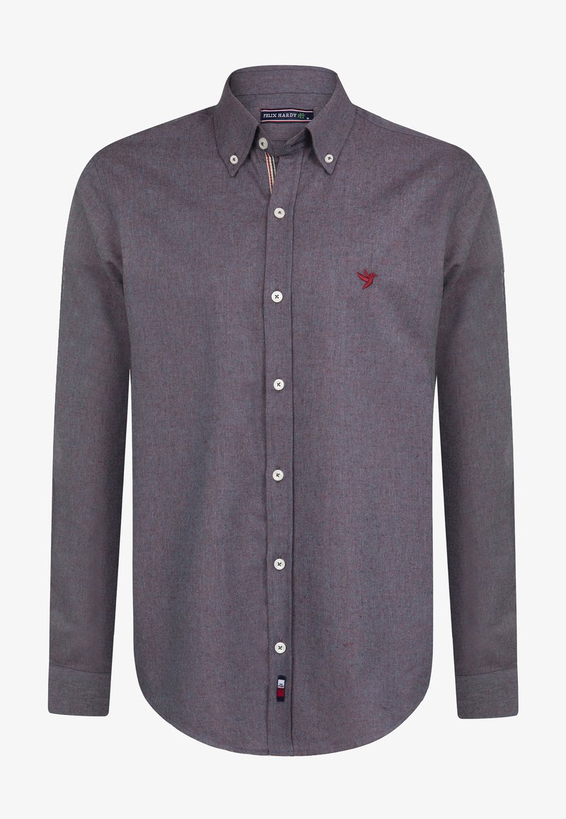 Donkergrijze overhemden met een subtiele gemêleerde textuur. Voorzien van een borduurwerk met een rood logo en witte plastic knopen aan de voorkant.