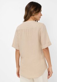 BRAX STYLE VERI - Bluse - almond