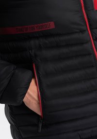 Ombre TRANSITIONAL WITH HOOD OM-JALP - Winterjacke - black