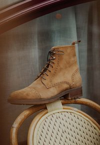 Finsbury ERNESTO - Bottines à lacets - marron clair