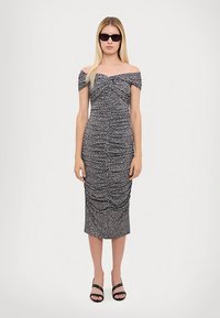 MICHAEL Michael Kors TWIST OFF SHOULDER MIDI DRESS - Vestido informal - aluminum