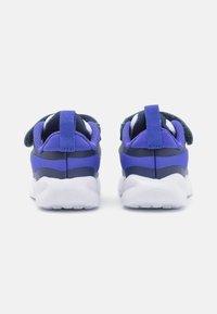 Nike Performance REVOLUTION 7 - Laufschuh Straße - white/stadium green/persian violet/midnight navy