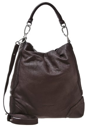 Dunkelbraune, weiche Lederschultertasche mit einem einzelnen oberen Griff, abnehmbarem langen Riemen und Beschlägen in Silberoptik.