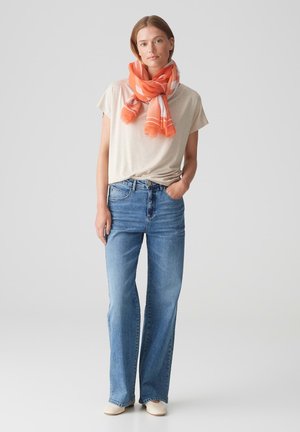 Scarf - pale orange