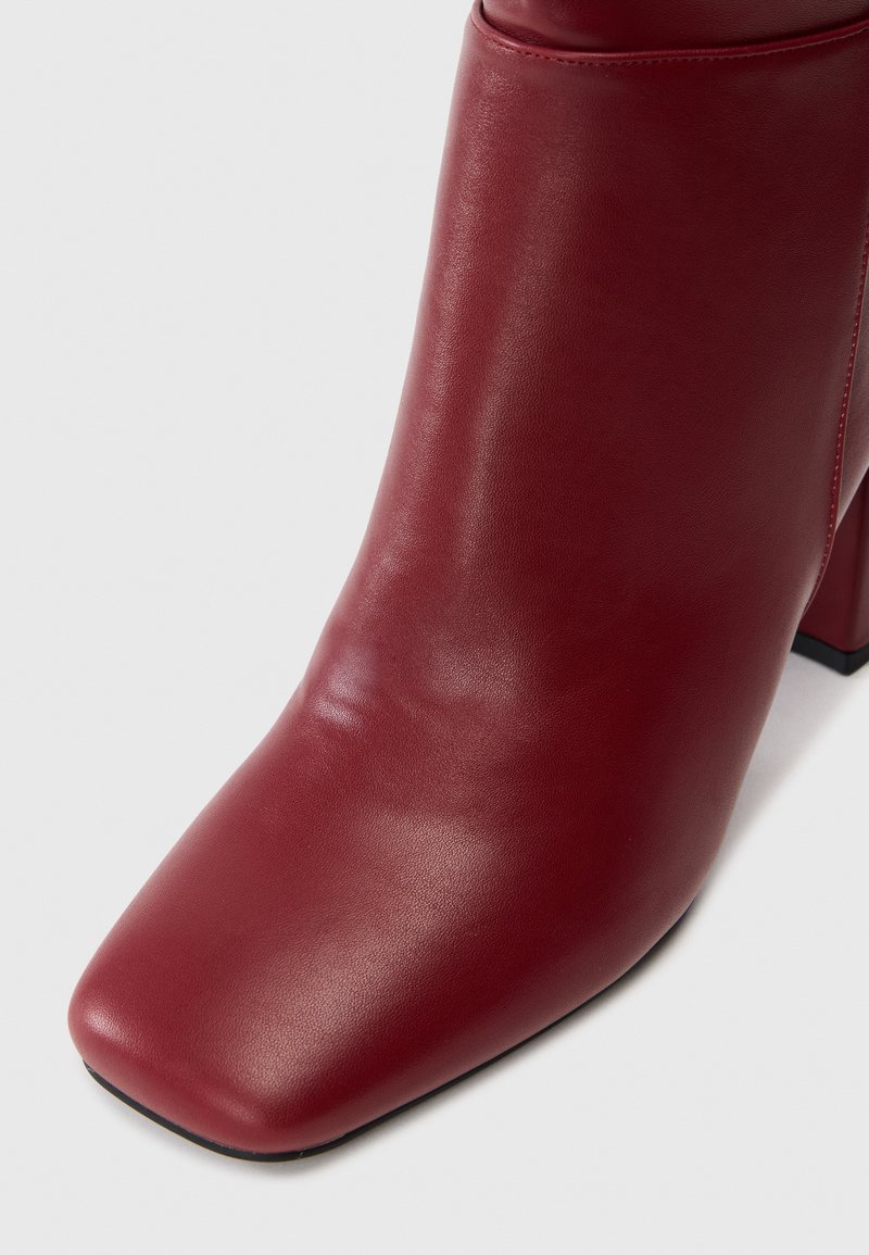 Bottines Talons Compensés Femme Earthies Bondy - Rouge Daim, Taille 10, Confort Assuré