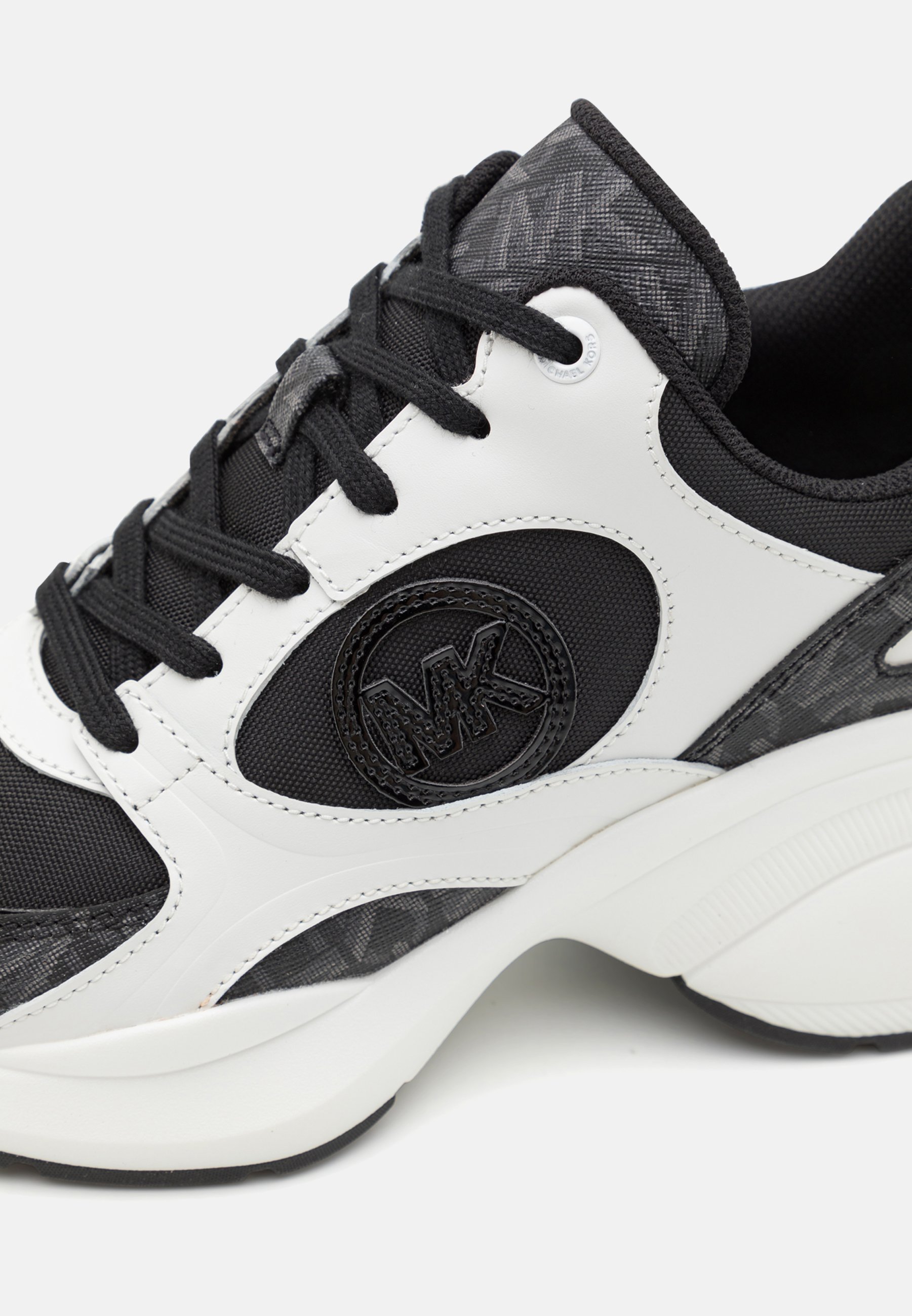 MICHAEL Michael Kors ZUMA TRAINER - Sneaker low - black/schwarz