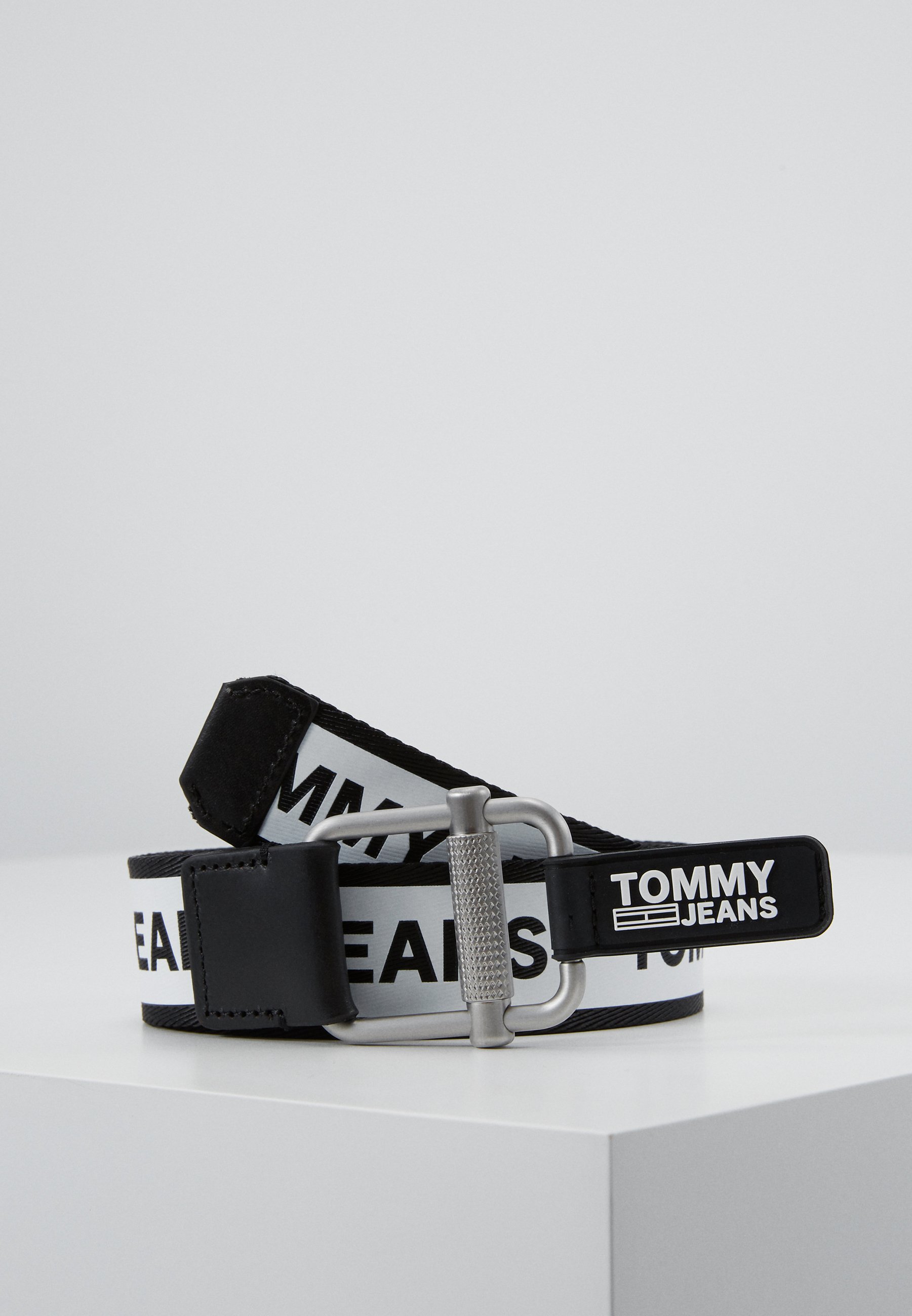 tommy jeans belt