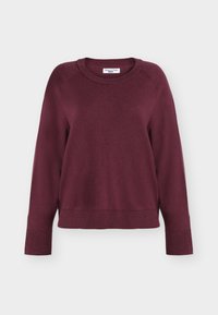 Niewybrane, dark red melange