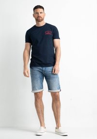 Thumbnail Image 2