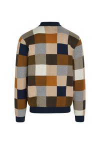 Pull en tricot présentant une vue de dos avec un grand motif à carreaux dans des tons marron, bleu, crème et orange. Col et poignets côtelés.