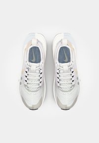 Nike Performance ZOOMX ZEGAMA 2 - Løbesko trail - vast grey/sanddrift/summit white/black