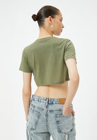 Koton T-shirts basic - khaki
