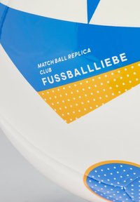 adidas Performance EURO24 CLB - Calcio - white glow blue lucky orange