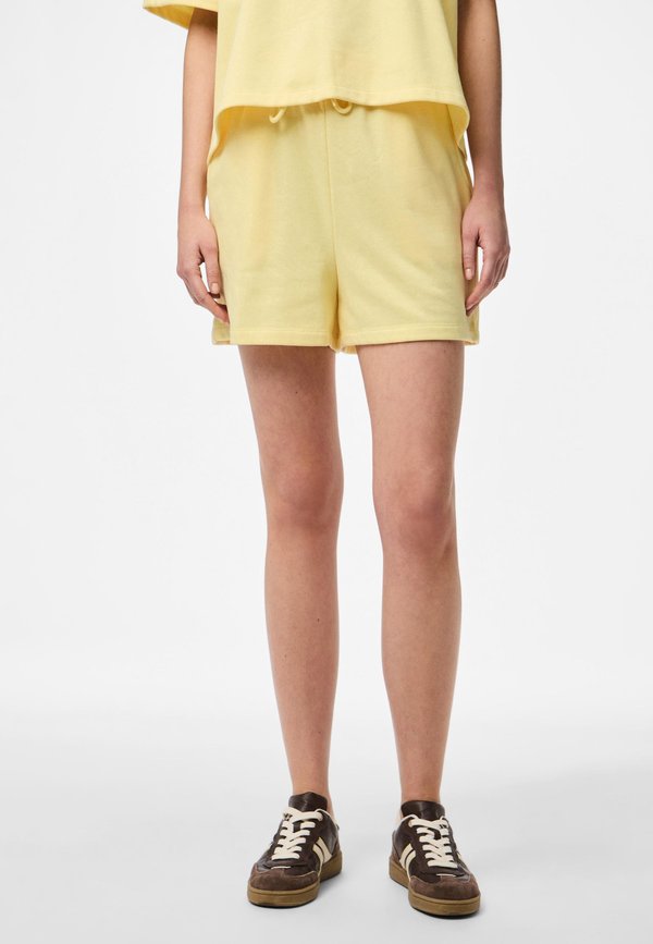 PCCHILLI NOOS - Jogginghose - pale banana