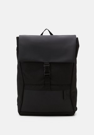 Batoh - black