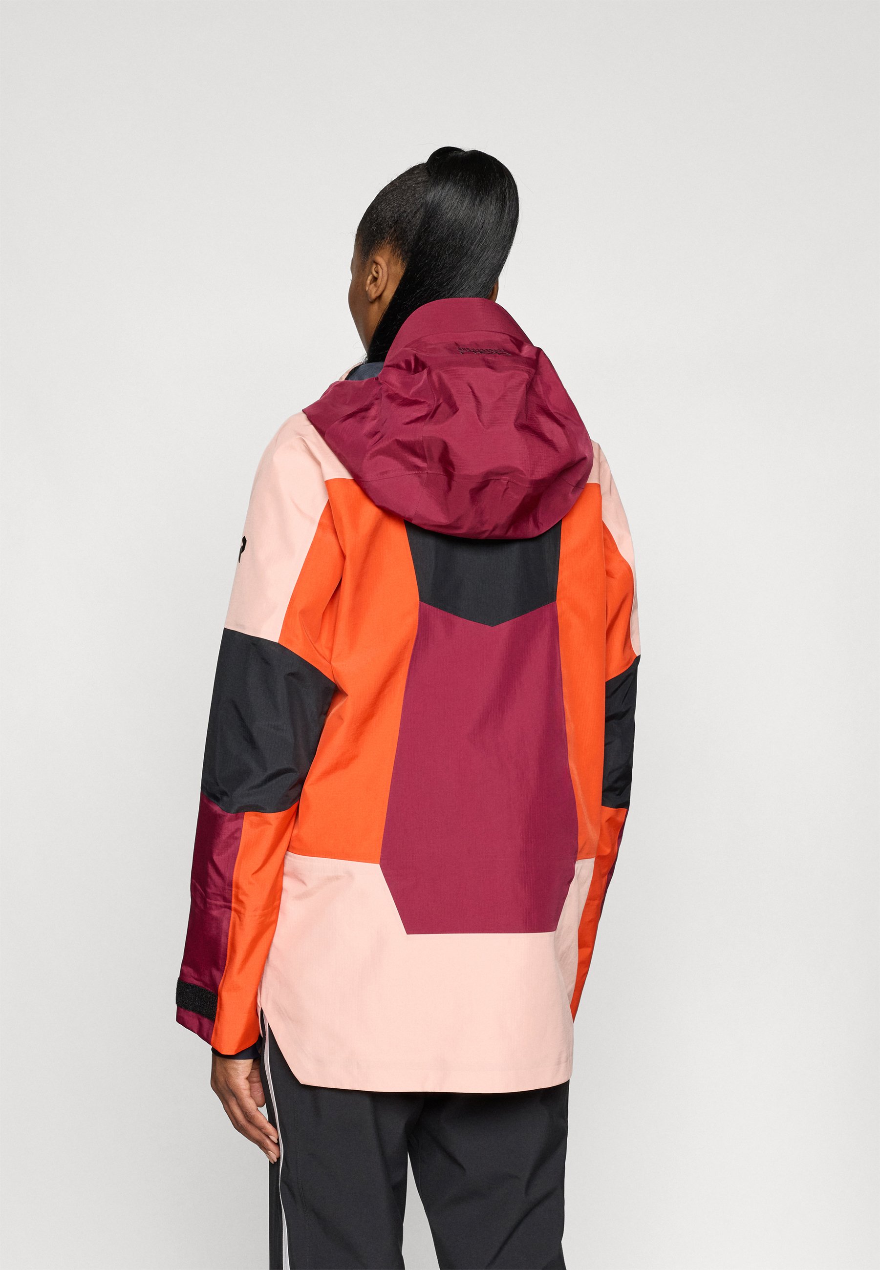 Peak Performance VERTICAL GORE-TEX PRO 3L JACKET - Snowboard
