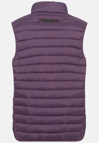 Bezrękawnik pikowany, fioletowy, z wysokim kołnierzem i poziomymi przeszyciami, pokazany od tyłu na białym tle.