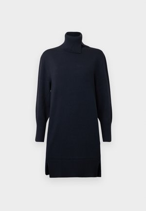 Rochie pulover cu guler înalt, culoare bleumarin, cu textură tricotată cu dungi, deschideri laterale și croială lejeră. Mâneci drepte și detaliu cu guler înalt.