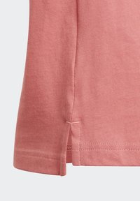 adidas Performance 3 STRIPES ATHLETICS LOOSE - T-shirt con stampa - pink