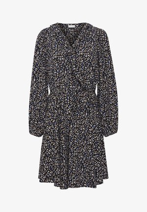 Zwarte jurk met lange mouwen, een ceintuur in de taille en een luipaardprintpatroon met beige, blauwe en witte accenten. Zachte, vloeiende stof.