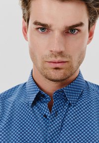 Pako Lorente - Koszula